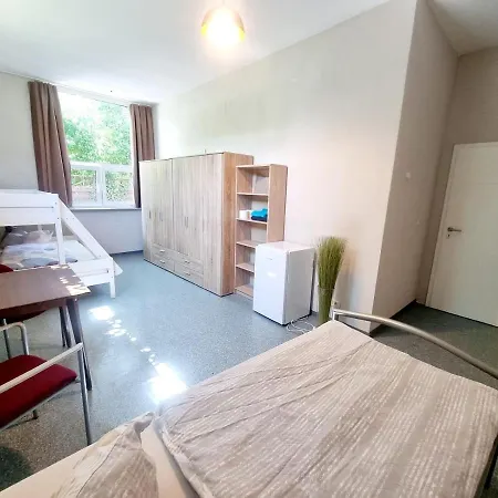 Sav Handwerkerzimmer Homestay Erfurt